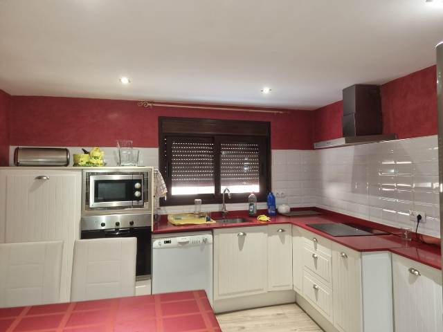 Imagen de piso en zona Bolea(Huesca Provincia), por un valor de 99.000 Euros.